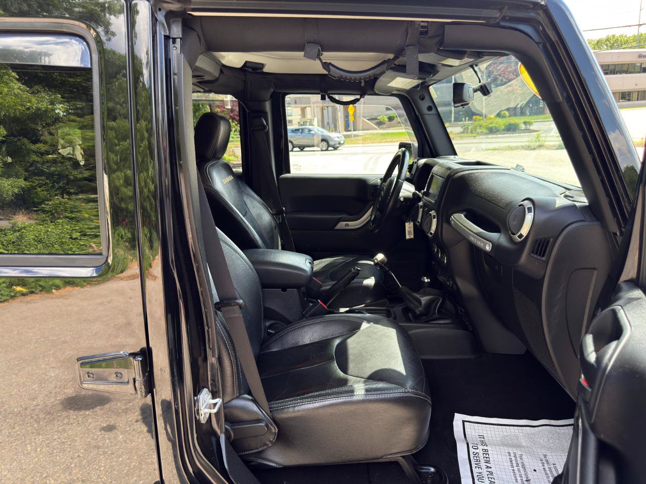 Used 2015 Jeep Wrangler Unlimited Sahara w/ Dual Top Group AWD/4WD image 38