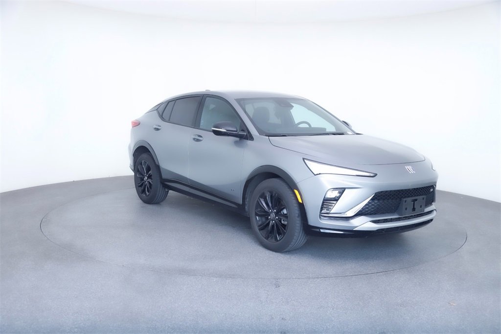 Used 2025 Buick Envista Sport Touring image 11