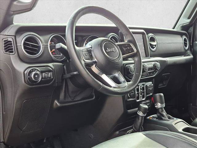 Used 2019 Jeep Wrangler Unlimited Sahara AWD/4WD image 10