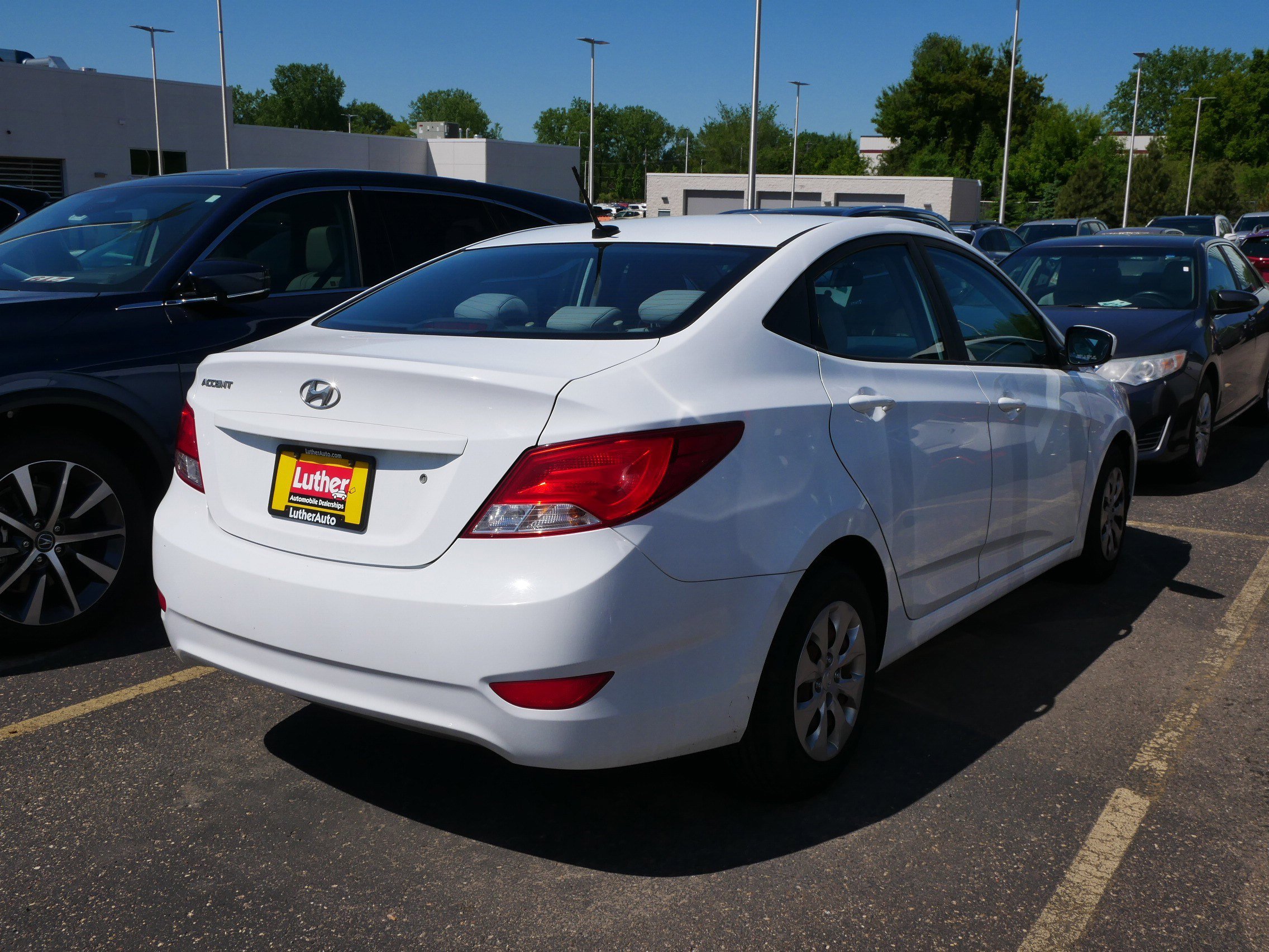 Used 2017 Hyundai Accent SE FWD image 5