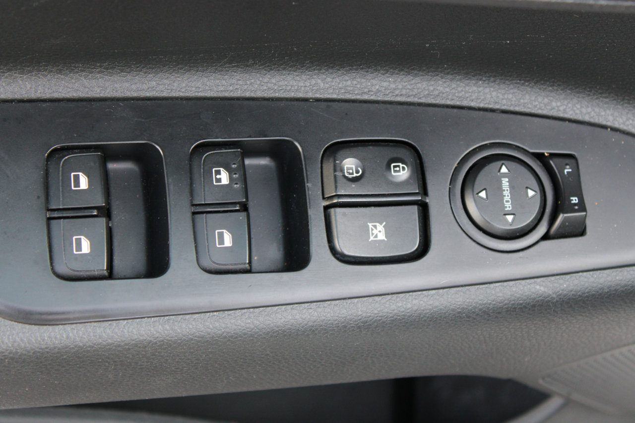 Used 2022 Kia Rio S image 14