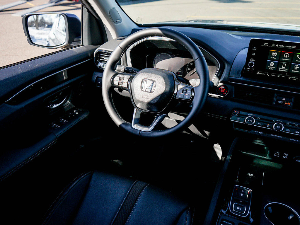 New 2025 Honda Pilot Touring image 15