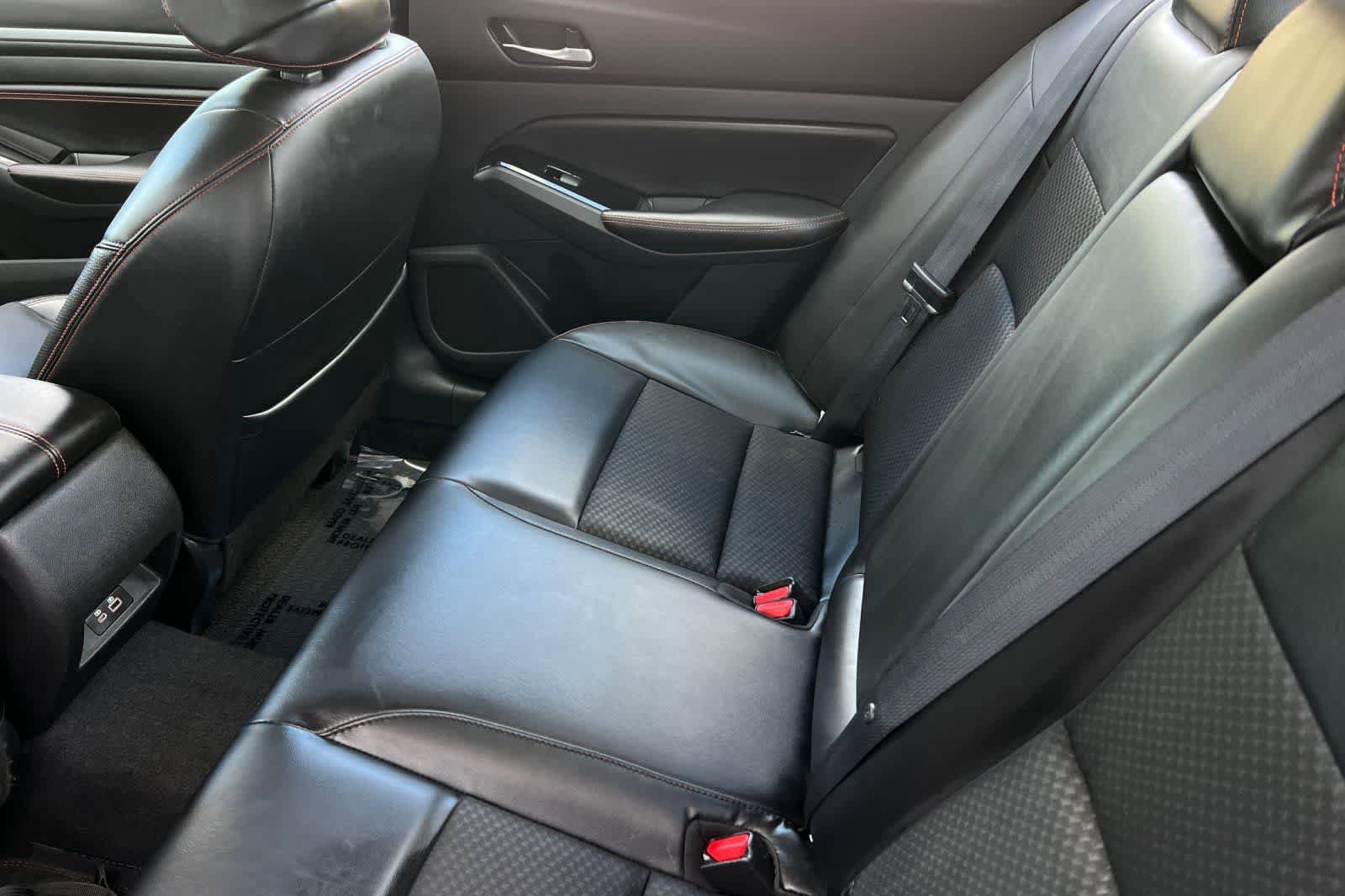 Used 2023 Nissan Altima 2.5 SR FWD image 5