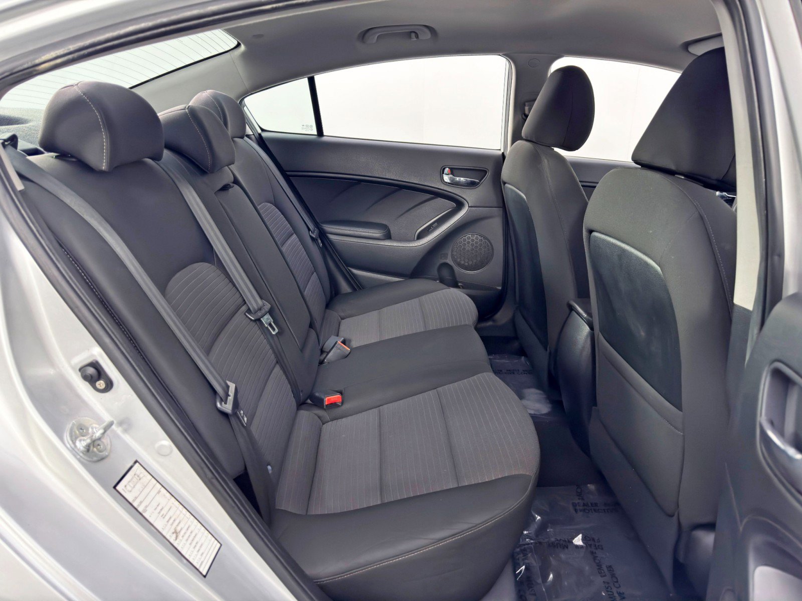 Used 2015 Kia Forte LX w/ Popular Package image 30