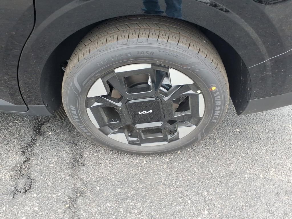 New 2026 Kia Carnival EX image 9