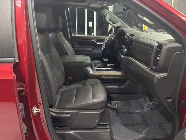 Used 2025 Chevrolet Silverado 1500 LT Trail Boss w/ Convenience Package II image 33