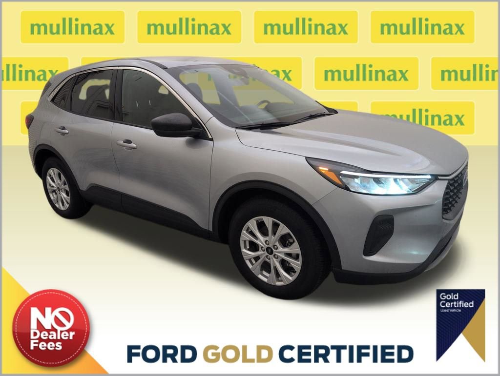 Certified 2024 Ford Escape Active w/ Cold Weather Package image 1