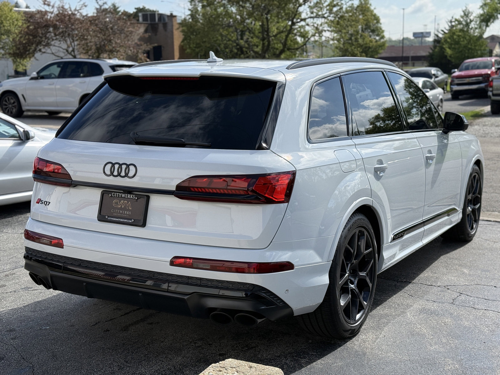 Used 2025 Audi SQ7 Prestige AWD/4WD image 5