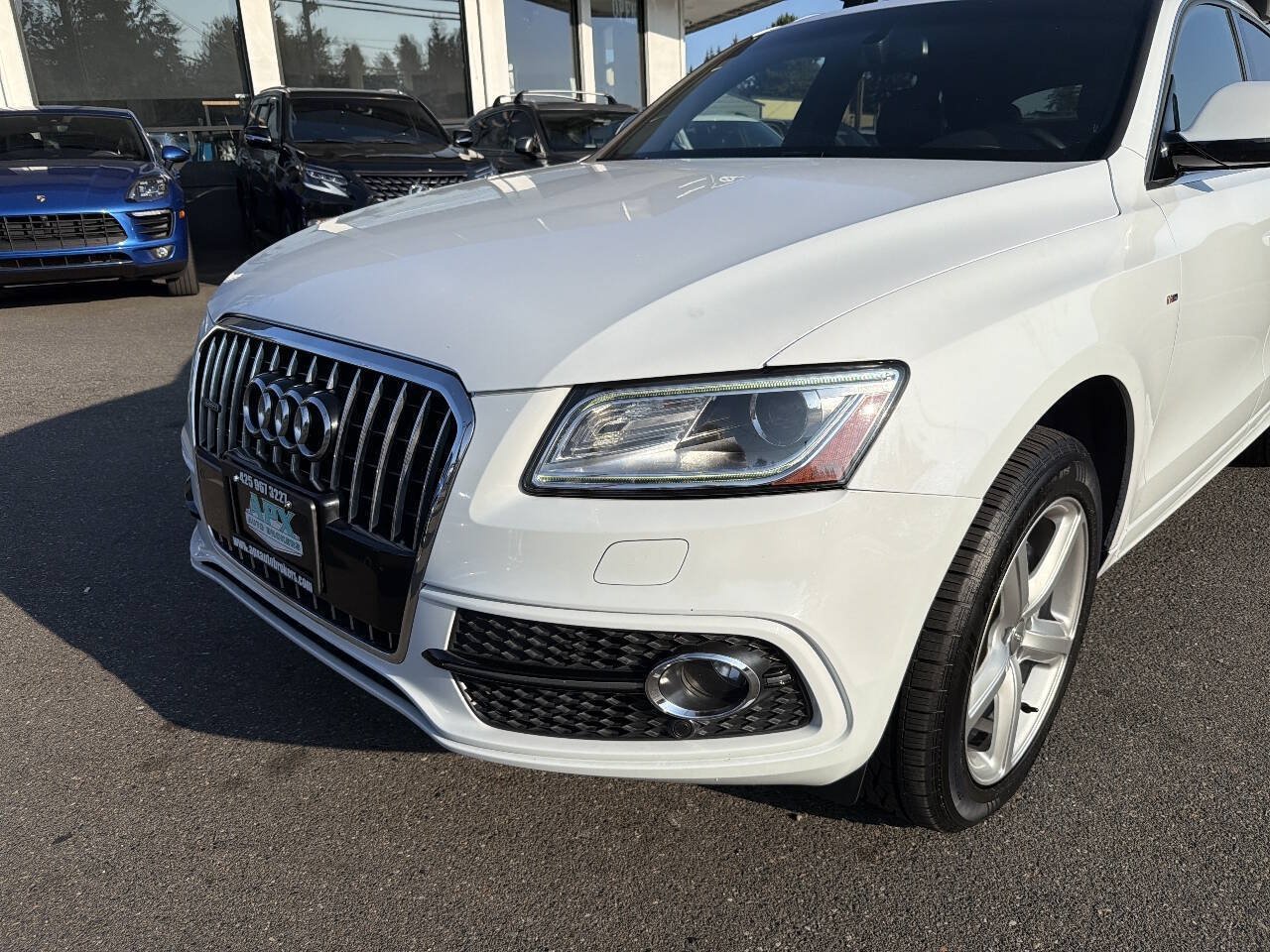 Used 2017 Audi Q5 2.0T Premium Plus w/ Technology Package AWD/4WD image 16