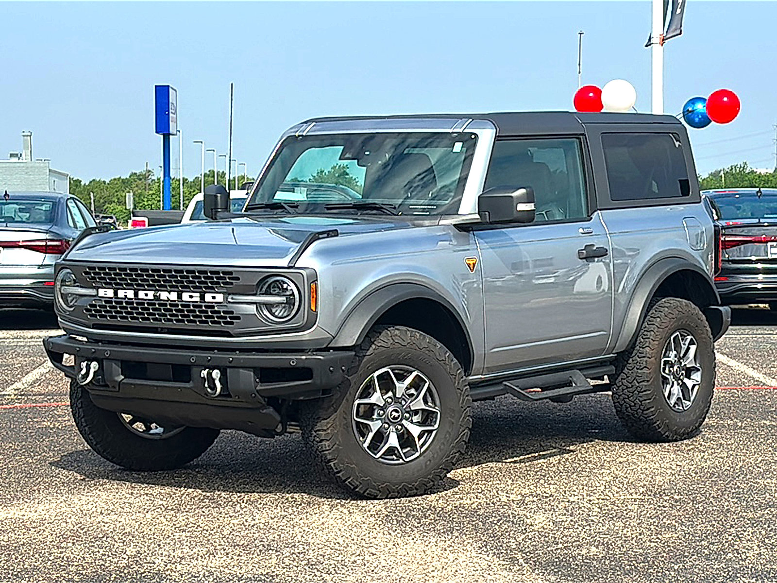 Used 2023 Ford Bronco Badlands AWD/4WD image 1