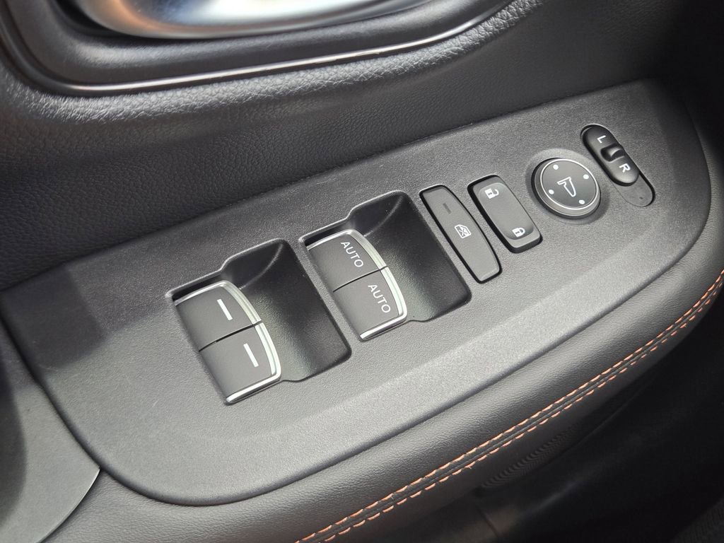 Certified 2026 Honda HR-V Sport image 29