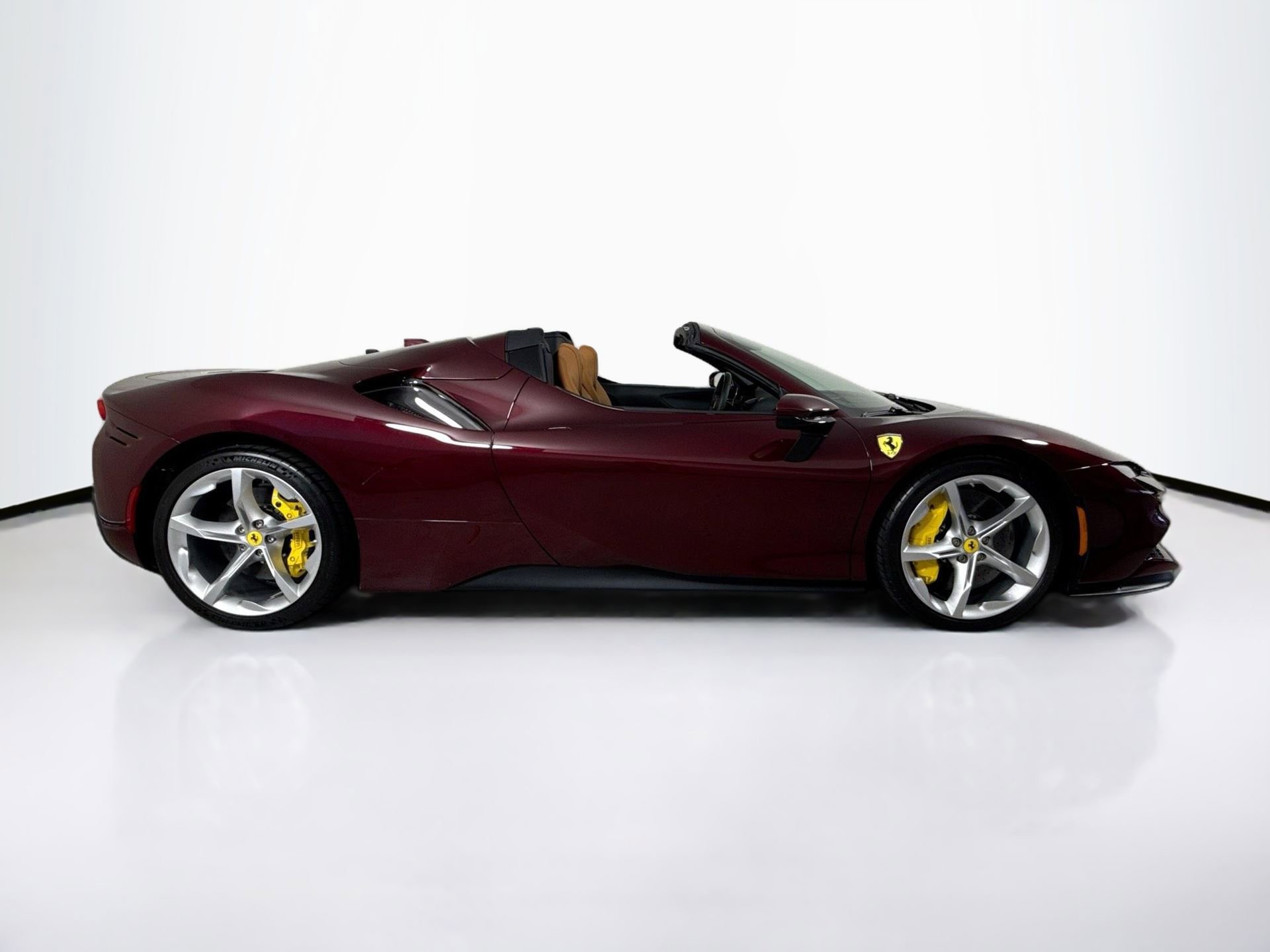 Certified 2024 Ferrari SF90 Spider AWD/4WD image 8