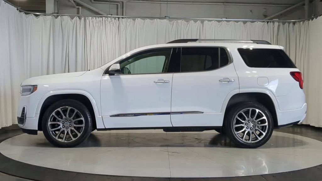 Used 2023 GMC Acadia Denali w/ Denali Technology Package AWD/4WD image 6
