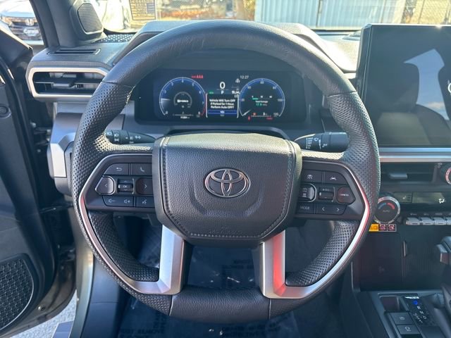Used 2024 Toyota Tacoma TRD Off-Road image 18