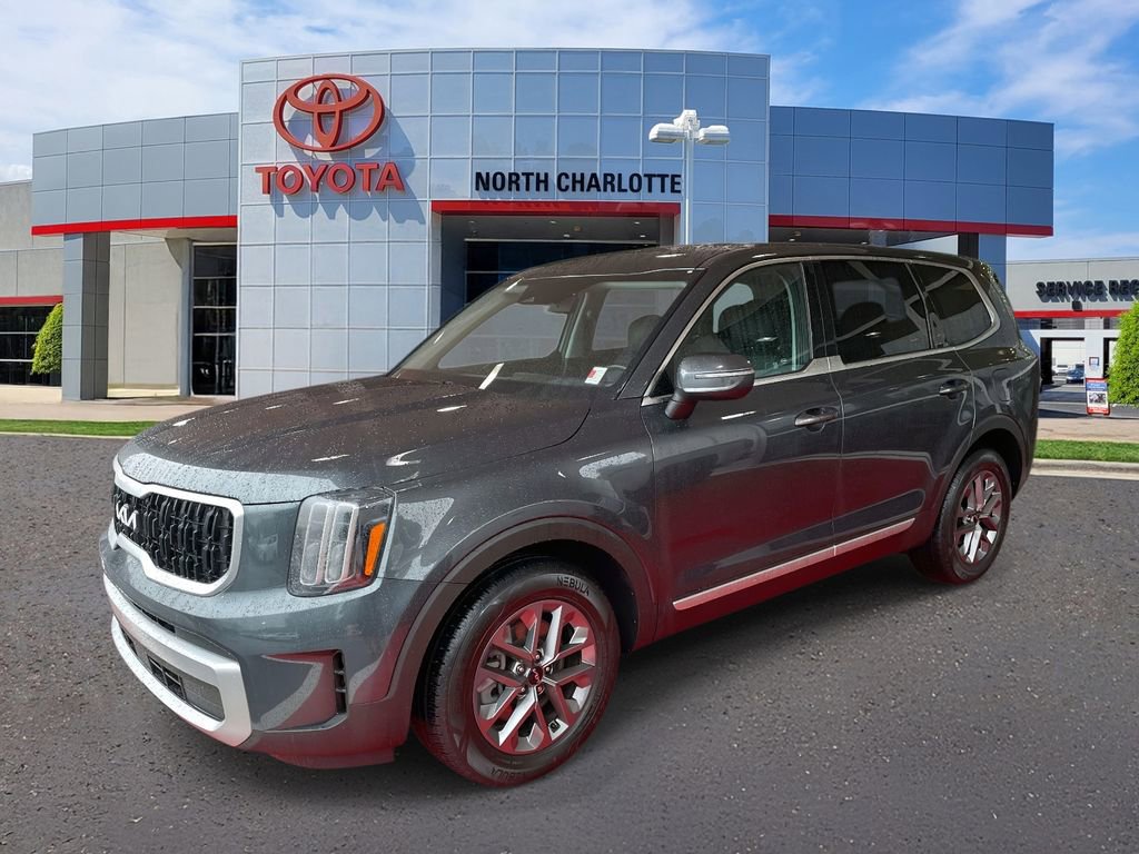 Used 2023 Kia Telluride LX image 5