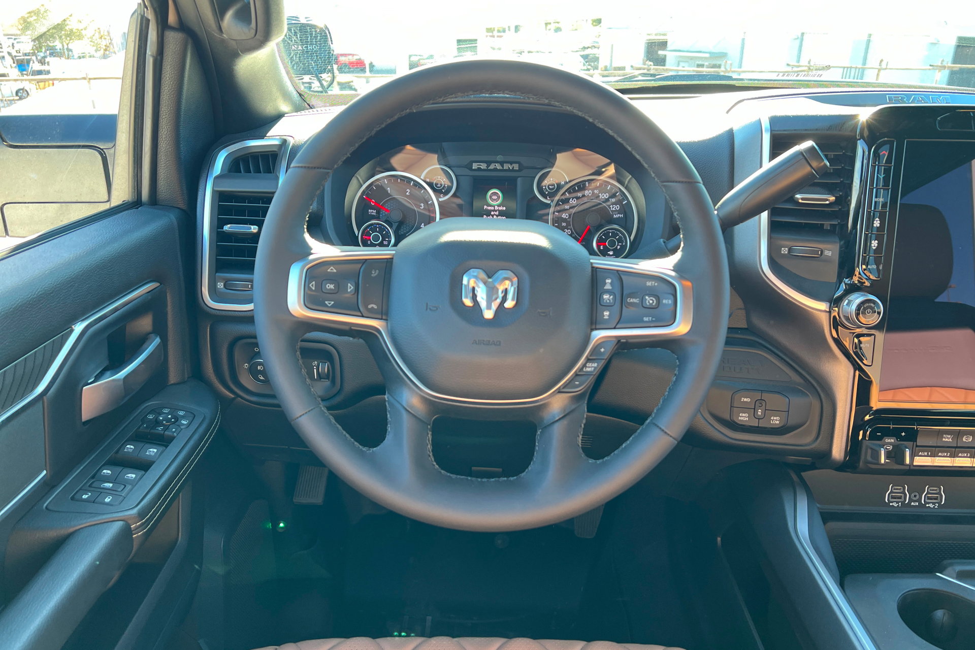 New 2025 RAM 2500 Big Horn AWD/4WD image 12