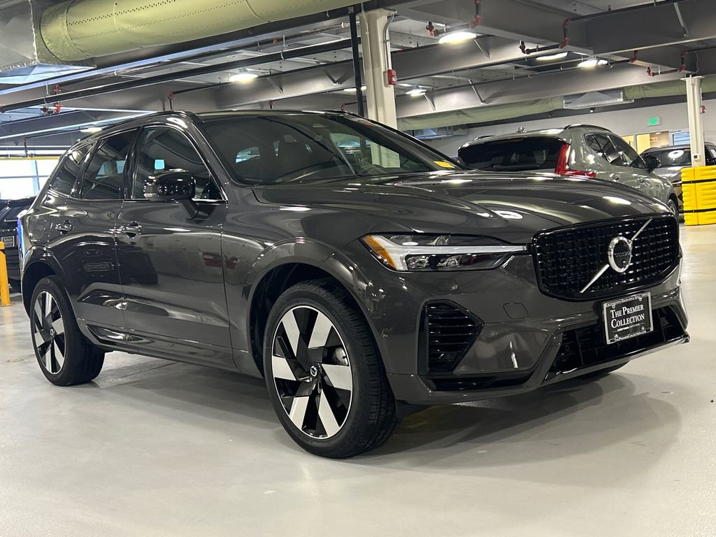 Certified 2023 Volvo XC60 T8 Plus w/ Climate Package image 1