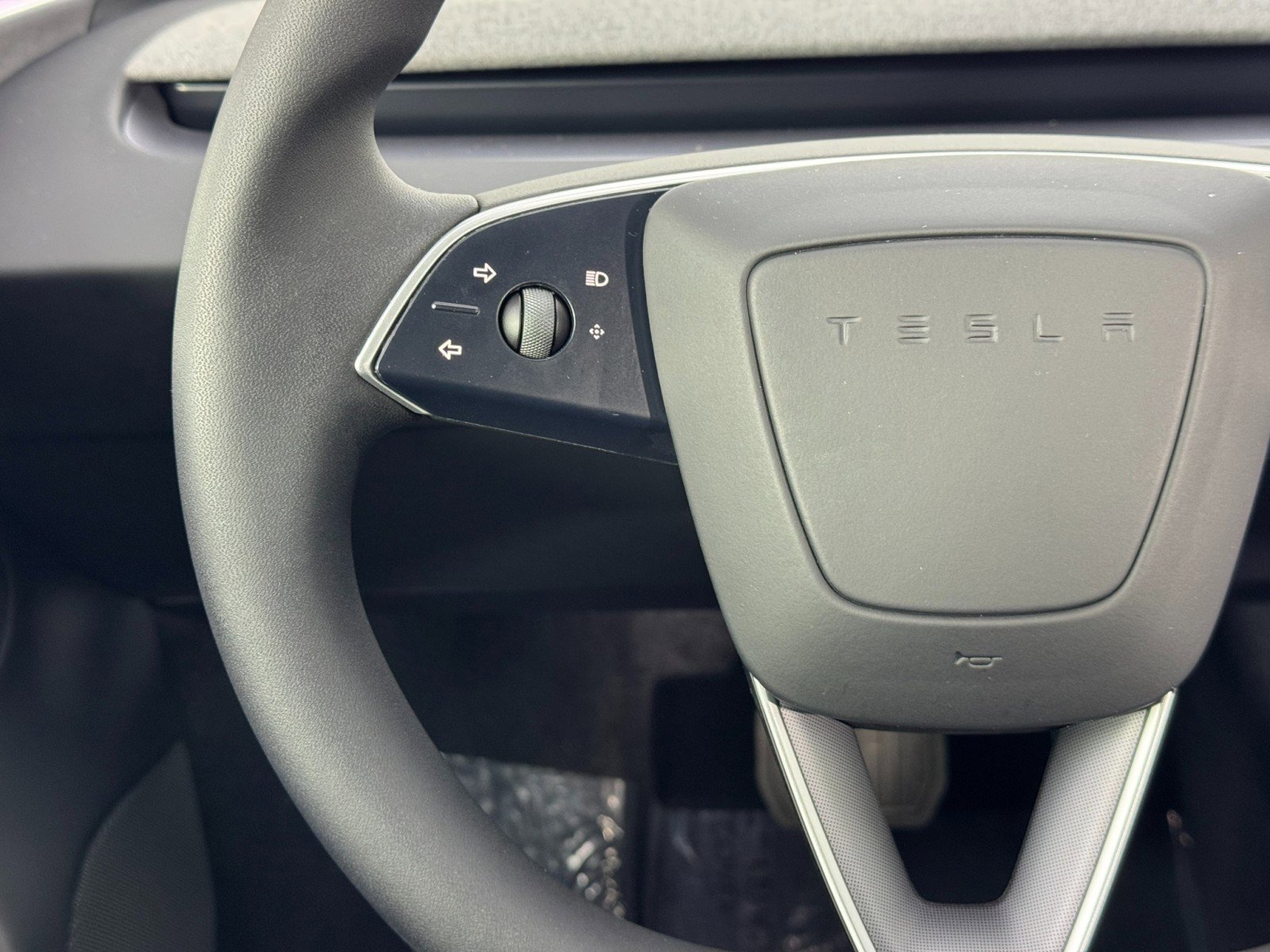 Used 2024 Tesla Model 3 Long Range image 19