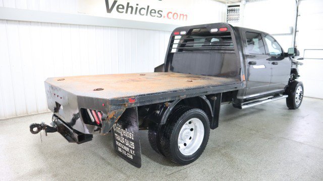 Used 2022 RAM 5500 Tradesman w/ Chrome Appearance Group AWD/4WD image 6