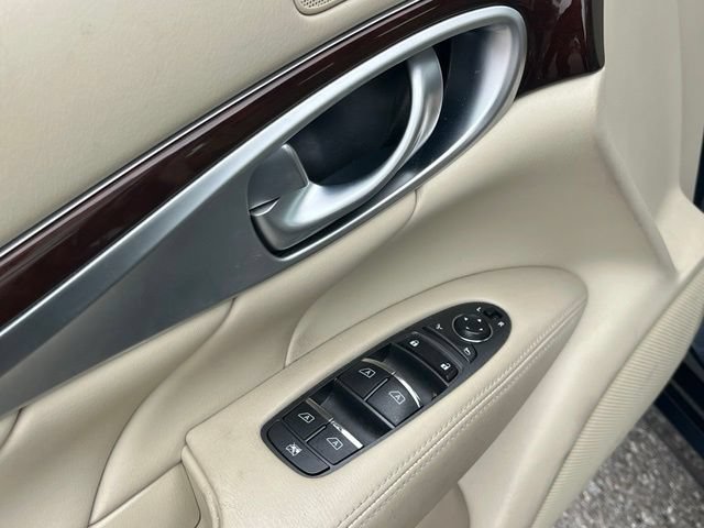 Used 2012 INFINITI M37 w/ Premium Pkg RWD image 10