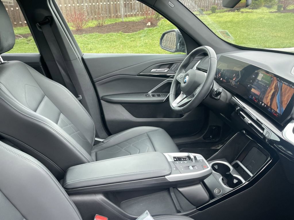 Used 2025 BMW X1 xDrive28i image 38