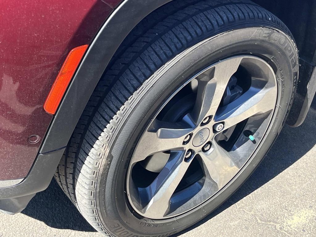 Used 2021 Jeep Grand Cherokee L Limited w/ Luxury Tech Group II image 6