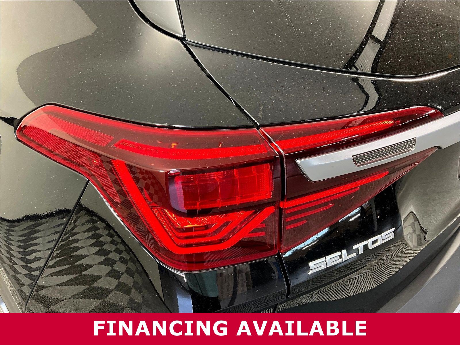 Used 2022 Kia Seltos EX AWD/4WD image 22