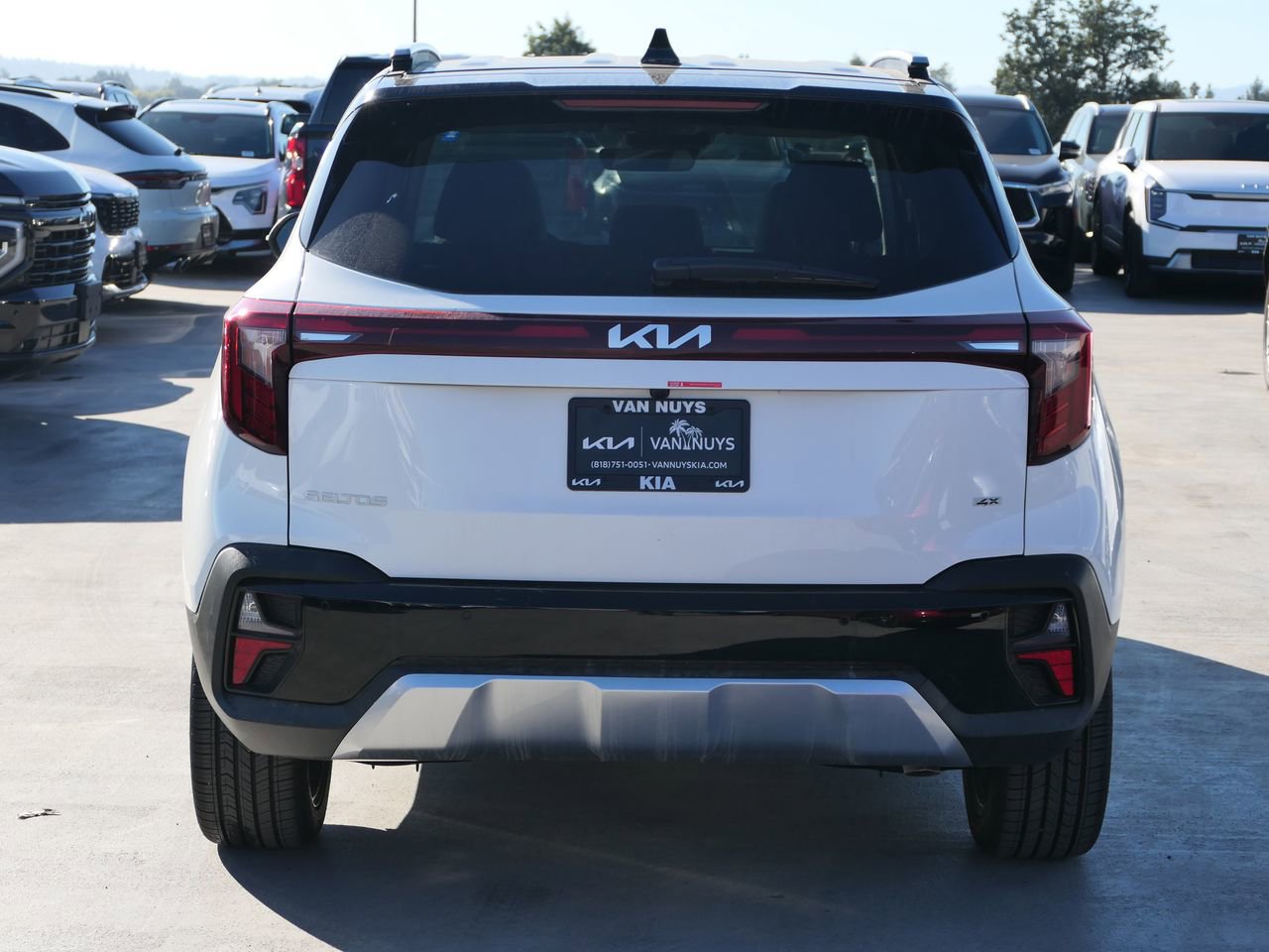 New 2026 Kia Seltos SX image 3