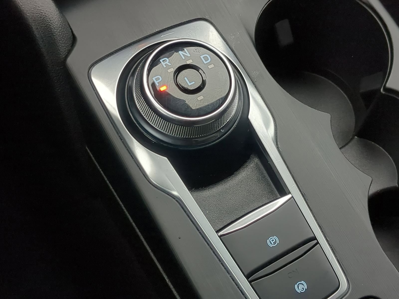 Used 2025 Ford Escape ST-Line image 33