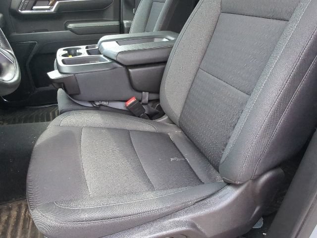 Used 2024 Chevrolet Silverado 1500 LT AWD/4WD image 10