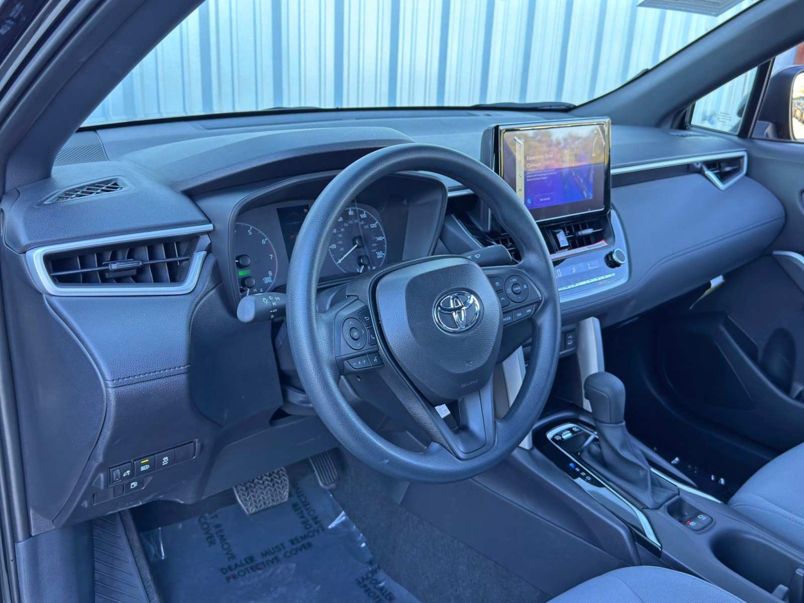 Used 2025 Toyota Corolla Cross AWD Hybrid image 10