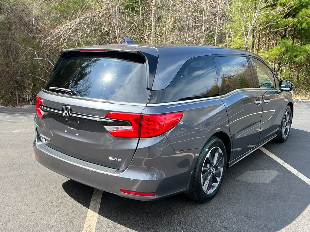 Used 2022 Honda Odyssey Elite image 5