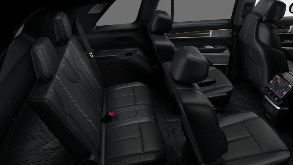 New 2027 Cadillac Vistiq Luxury w/ LPO, Floor Liner Package AWD/4WD image 23