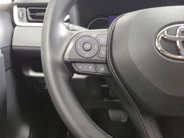 Used 2024 Toyota RAV4 LE AWD/4WD image 25