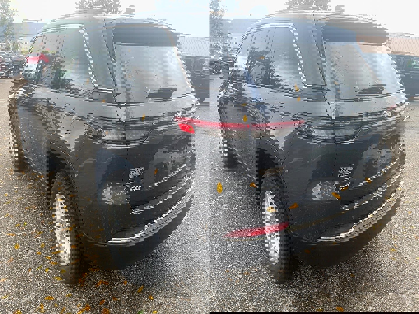 New 2025 Jeep Grand Cherokee Laredo X image 7