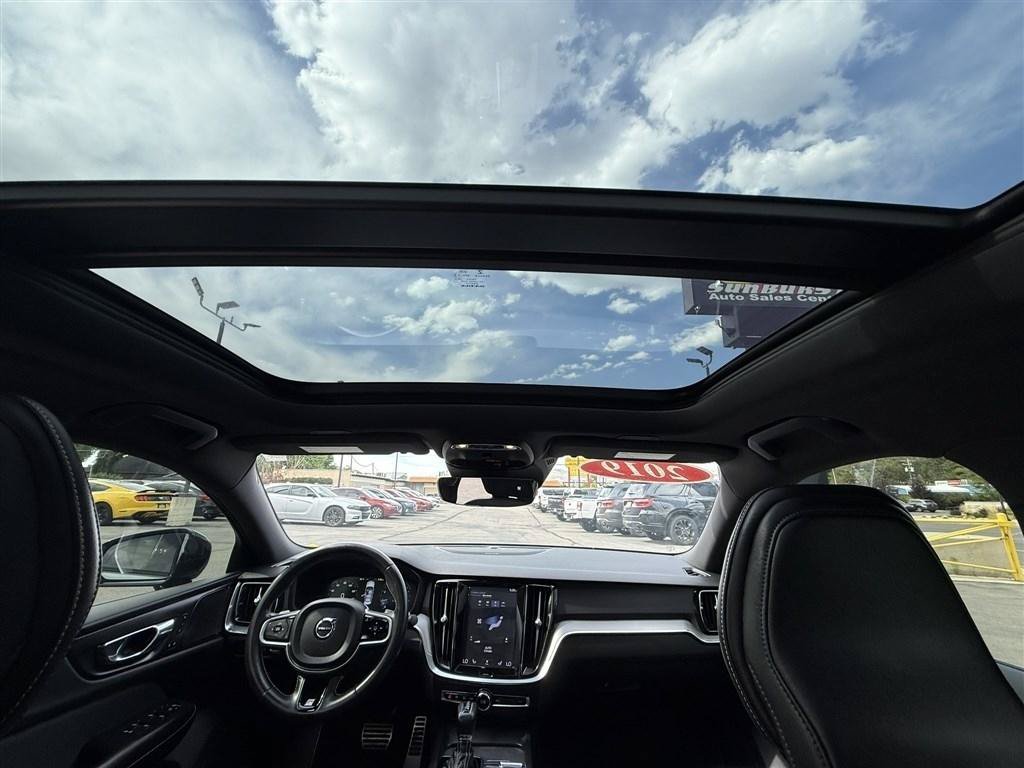Used 2019 Volvo S60 T5 R-Design FWD image 23