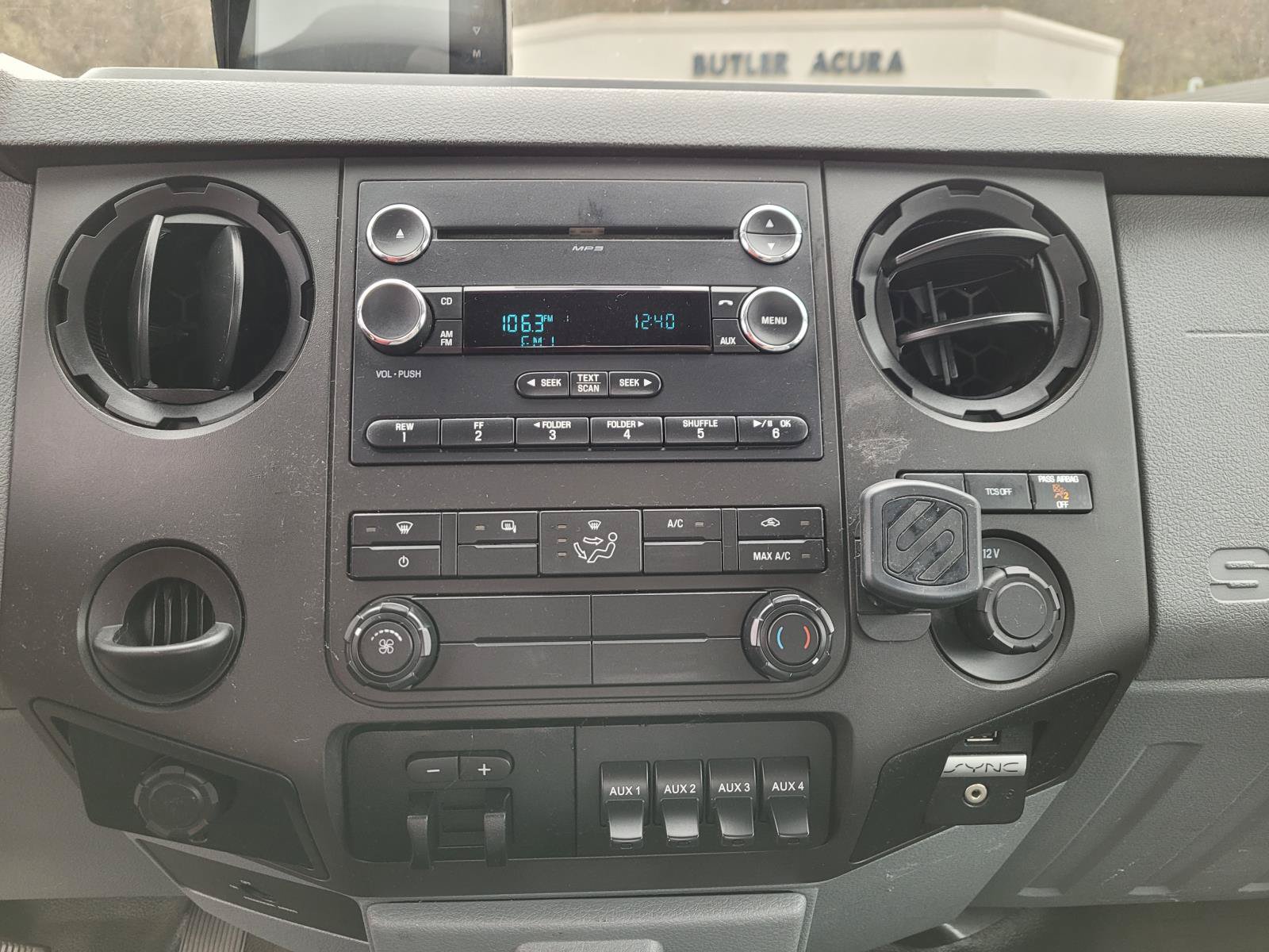 Used 2016 Ford F550 Luxury RWD image 23