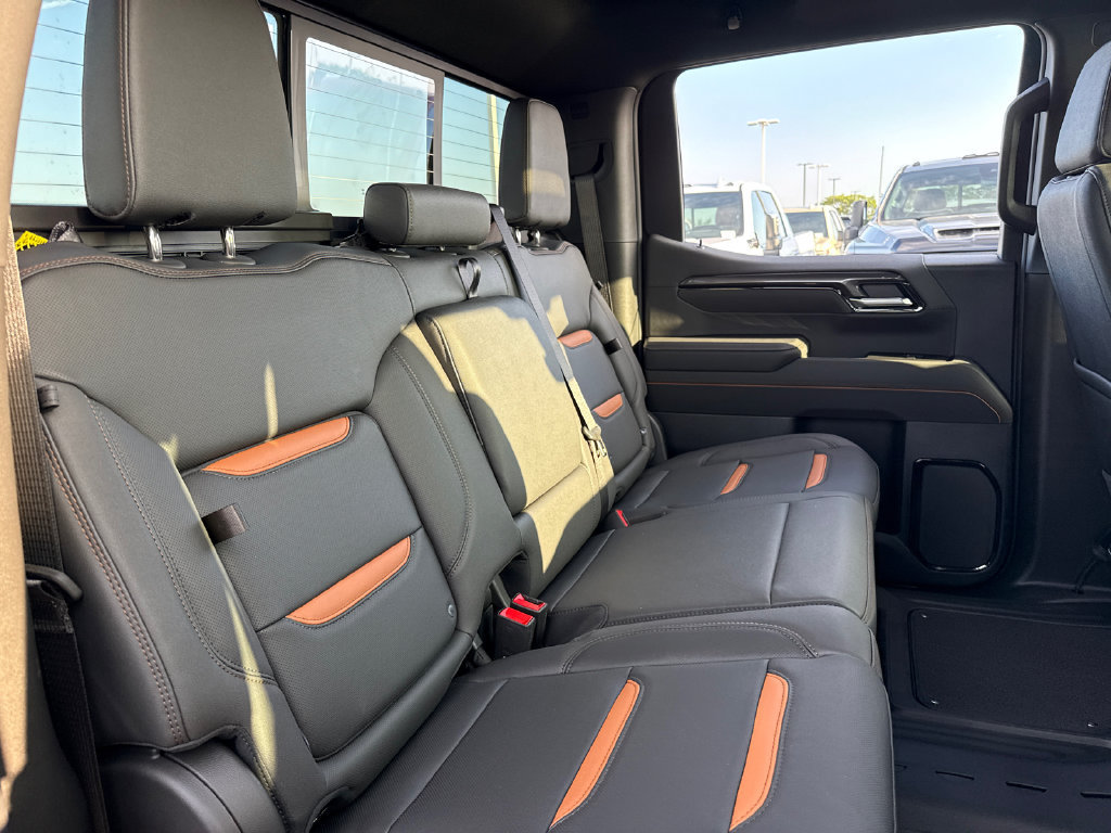 New 2026 GMC Sierra 1500 AT4 w/ AT4 Premium Package AWD/4WD image 34