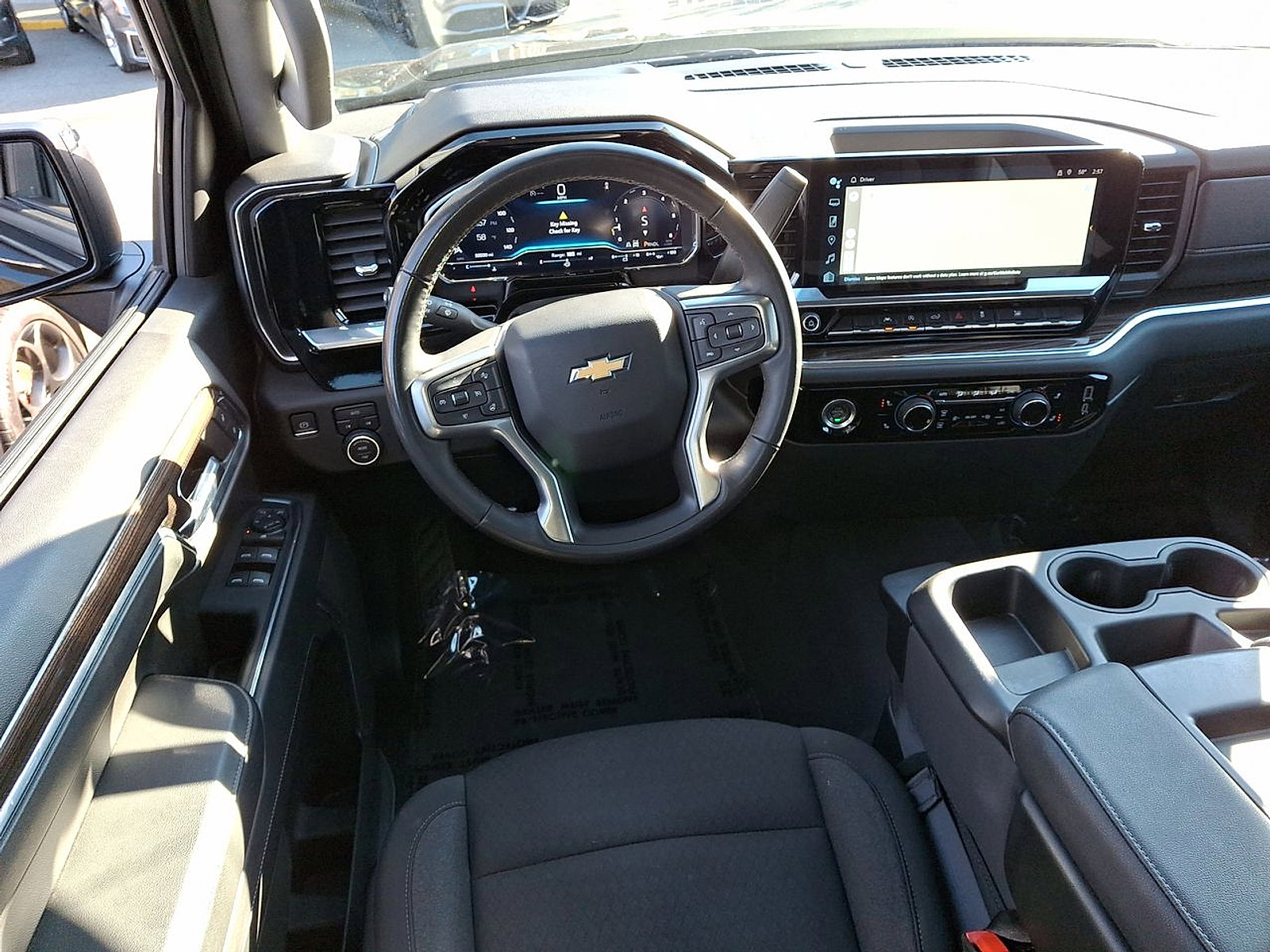 Used 2024 Chevrolet Silverado 1500 LT image 14