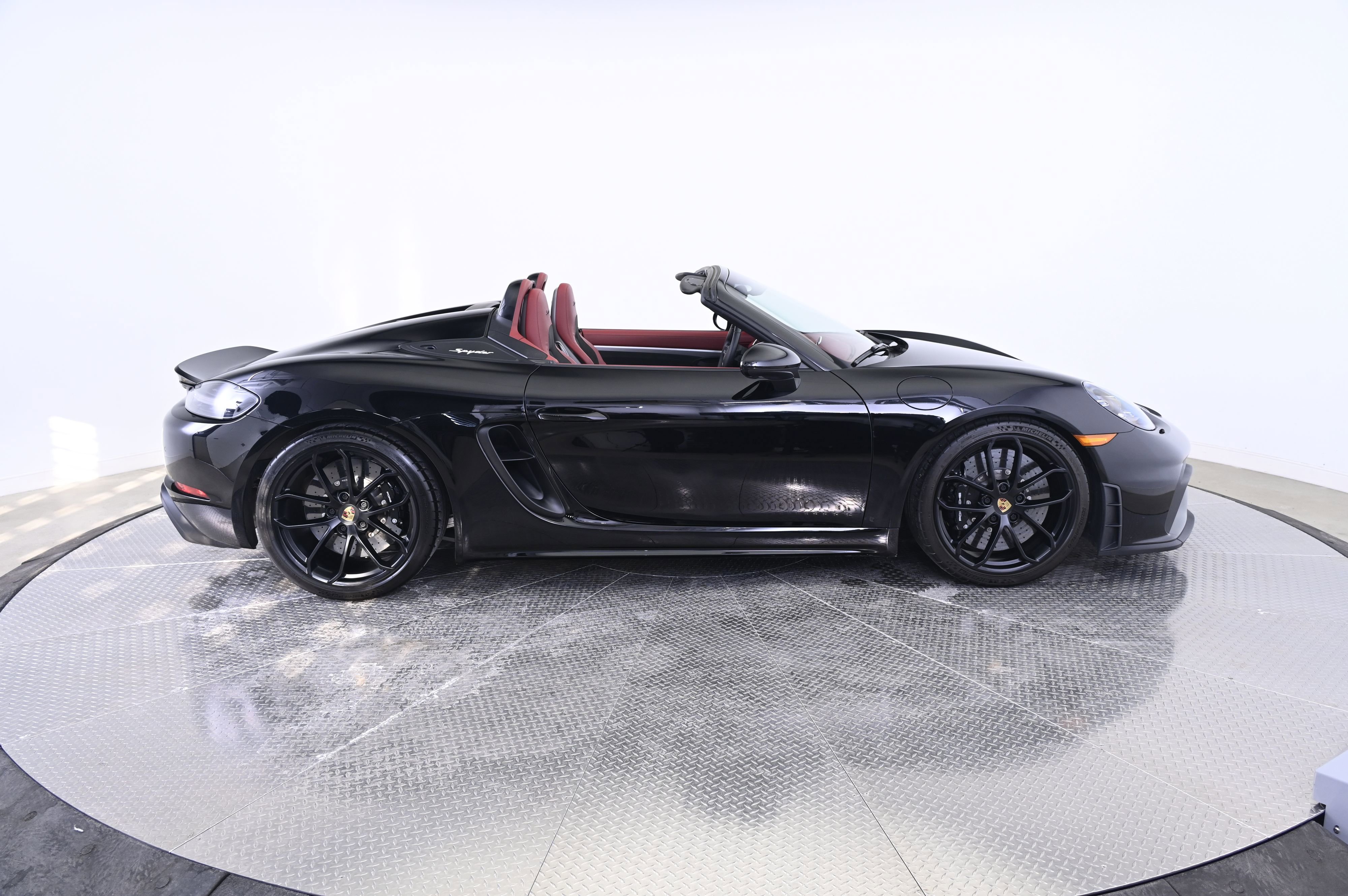 Used 2022 Porsche 718 Boxster Spyder image 8