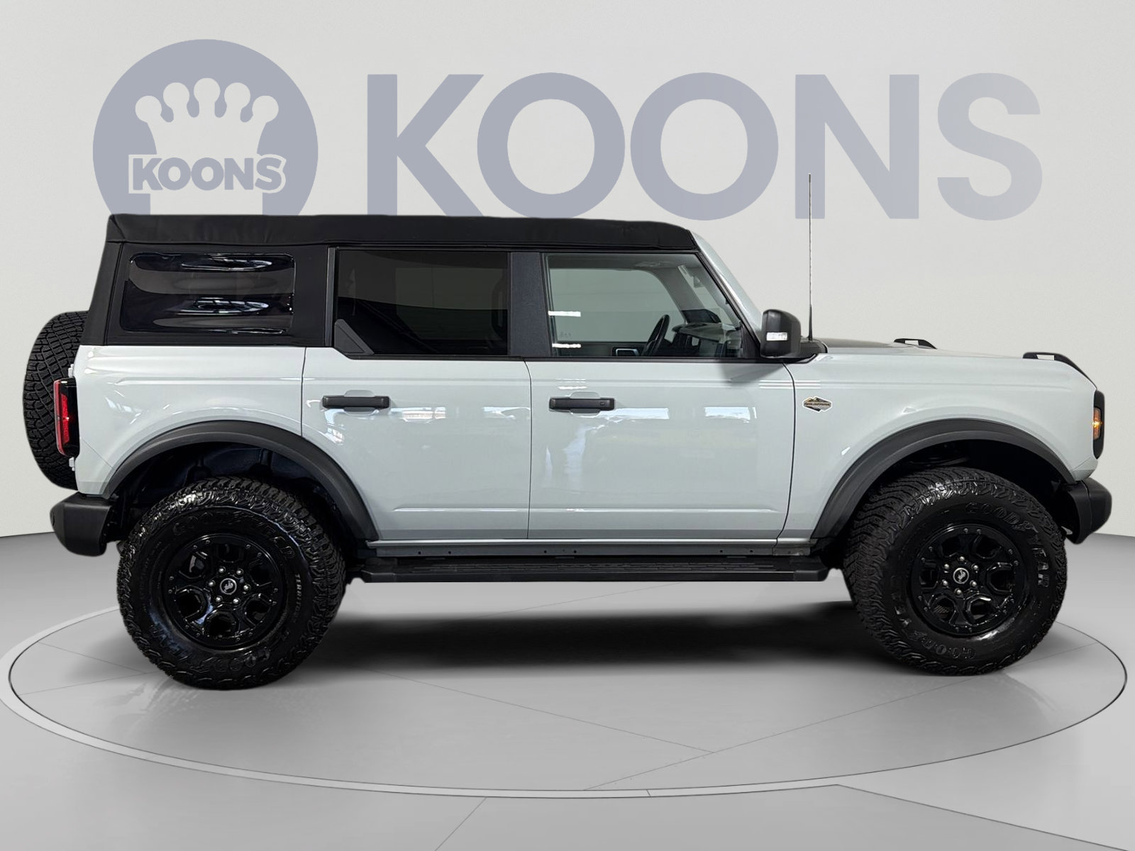 Used 2023 Ford Bronco Wildtrak AWD/4WD image 8