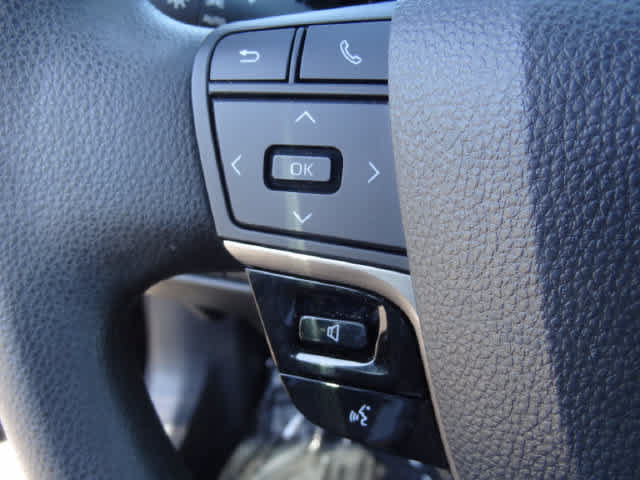 Used 2025 Toyota Camry LE FWD image 15