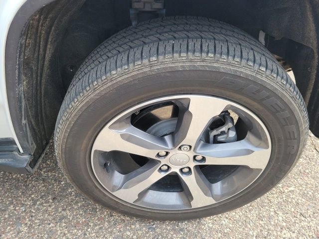 Used 2024 Jeep Grand Cherokee Limited 4xe w/ Luxury Tech Group II image 39