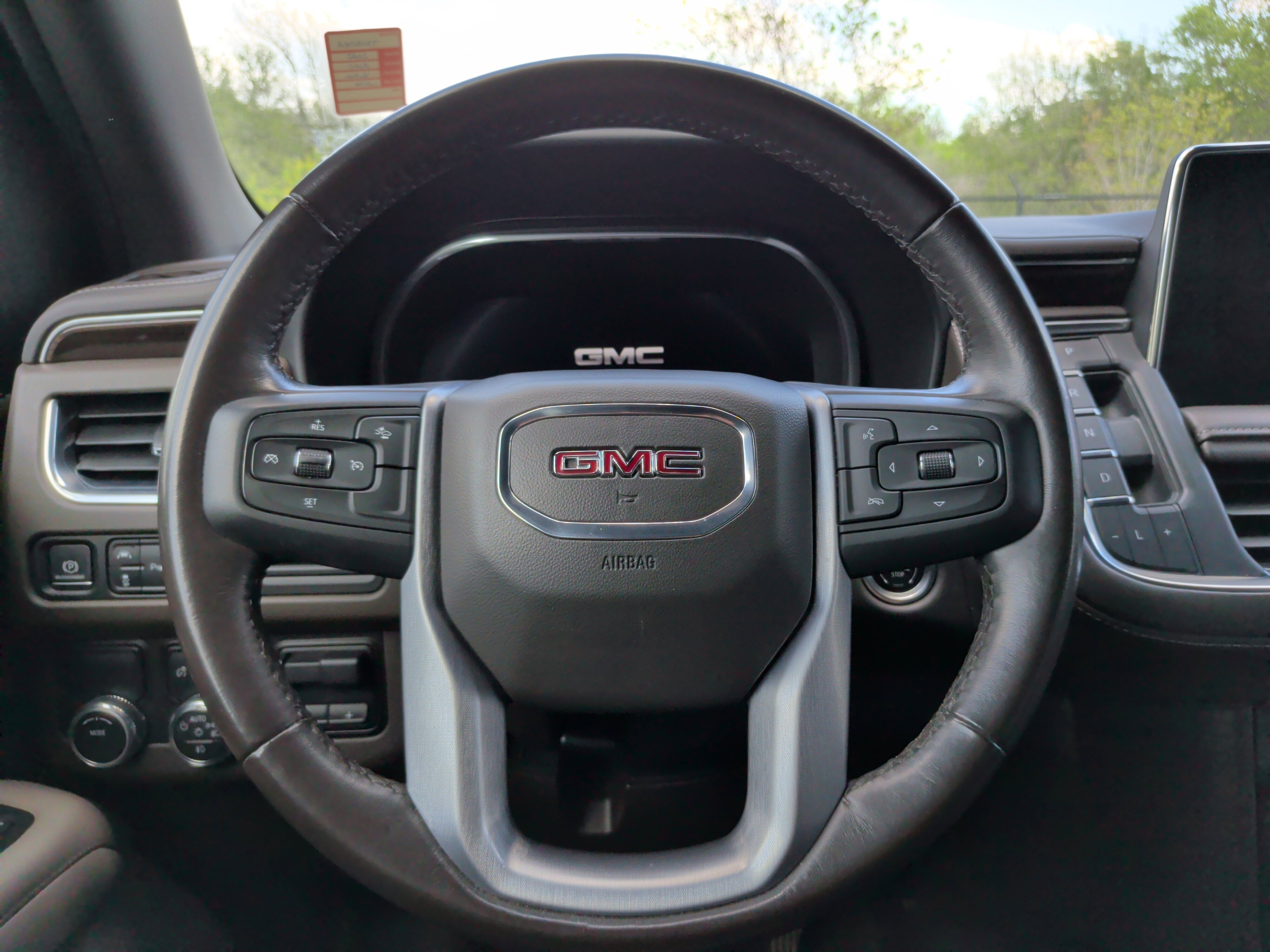 Used 2022 GMC Yukon SLE w/ Max Trailering Package image 21