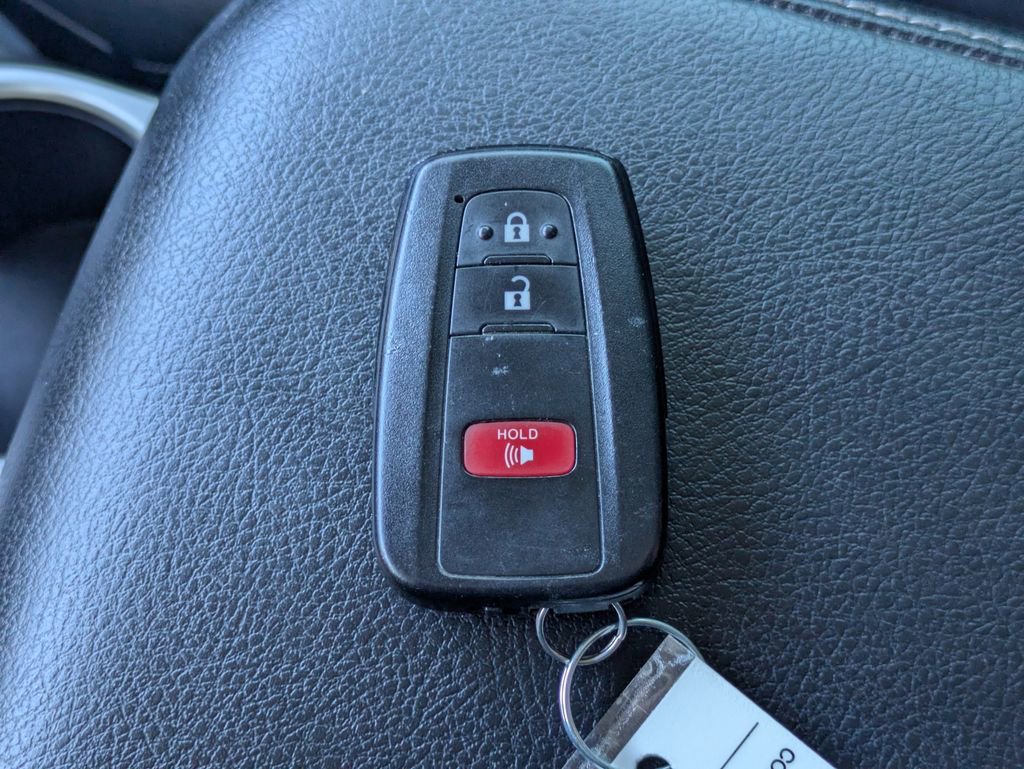 Used 2024 Toyota 4Runner Limited AWD/4WD image 34