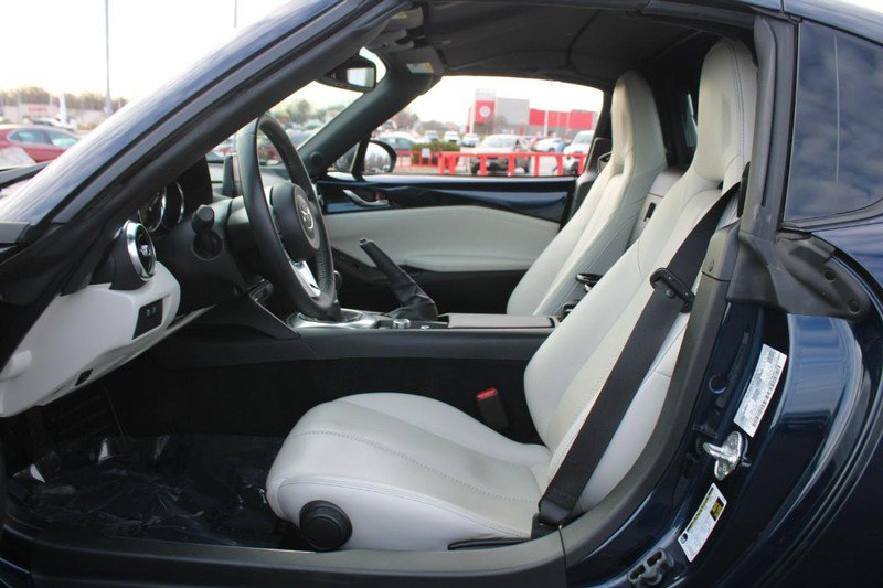 Used 2021 MAZDA MX-5 Miata RF Grand Touring image 12