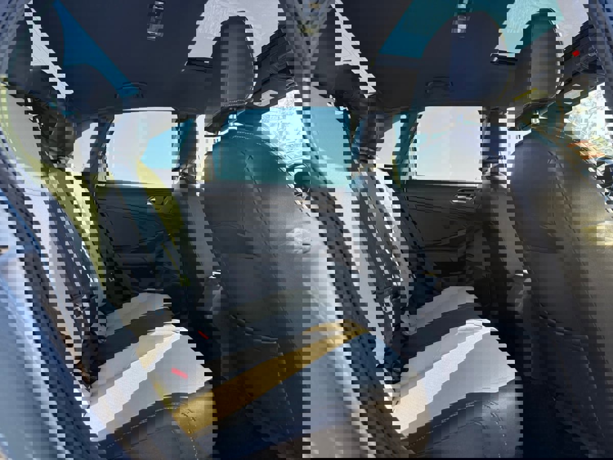 Used 2020 Volkswagen Jetta R-Line image 18