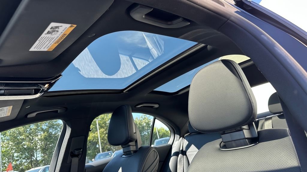 Used 2025 Mercedes-Benz C 300 Sedan image 13