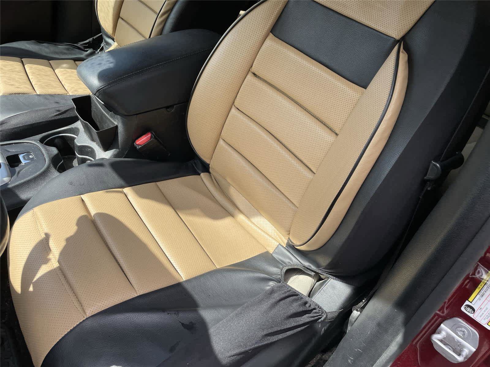Used 2016 Jeep Cherokee Latitude w/ Comfort/Convenience Group AWD/4WD image 12