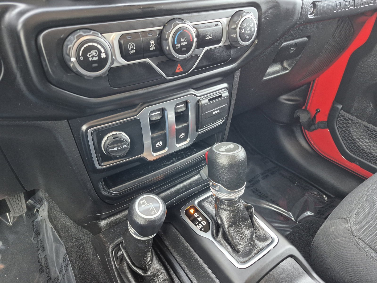 Used 2021 Jeep Wrangler Sport S image 12